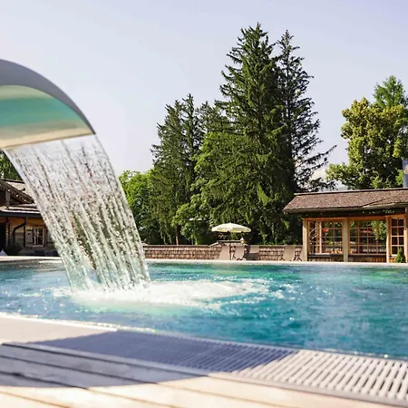 Landgasthof Leopoldhof ゲストハウス 4*