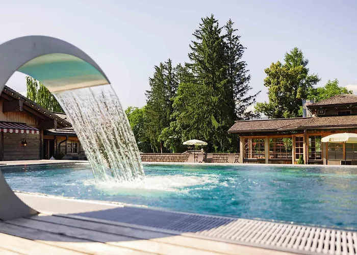 Landgasthof Leopoldhof بيت ضيافة 4*