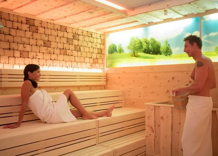 بيت ضيافة Landgasthof Leopoldhof 4*